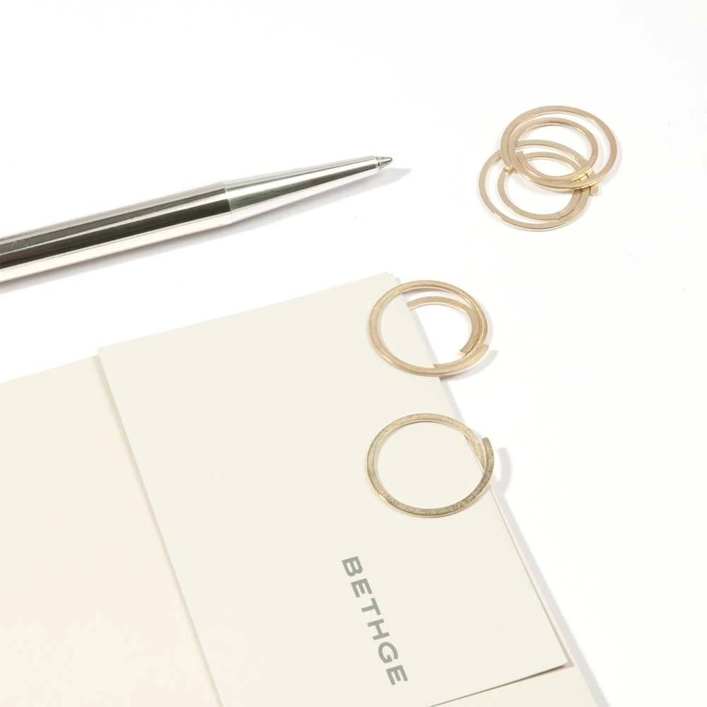 100 Moonclips, brass
