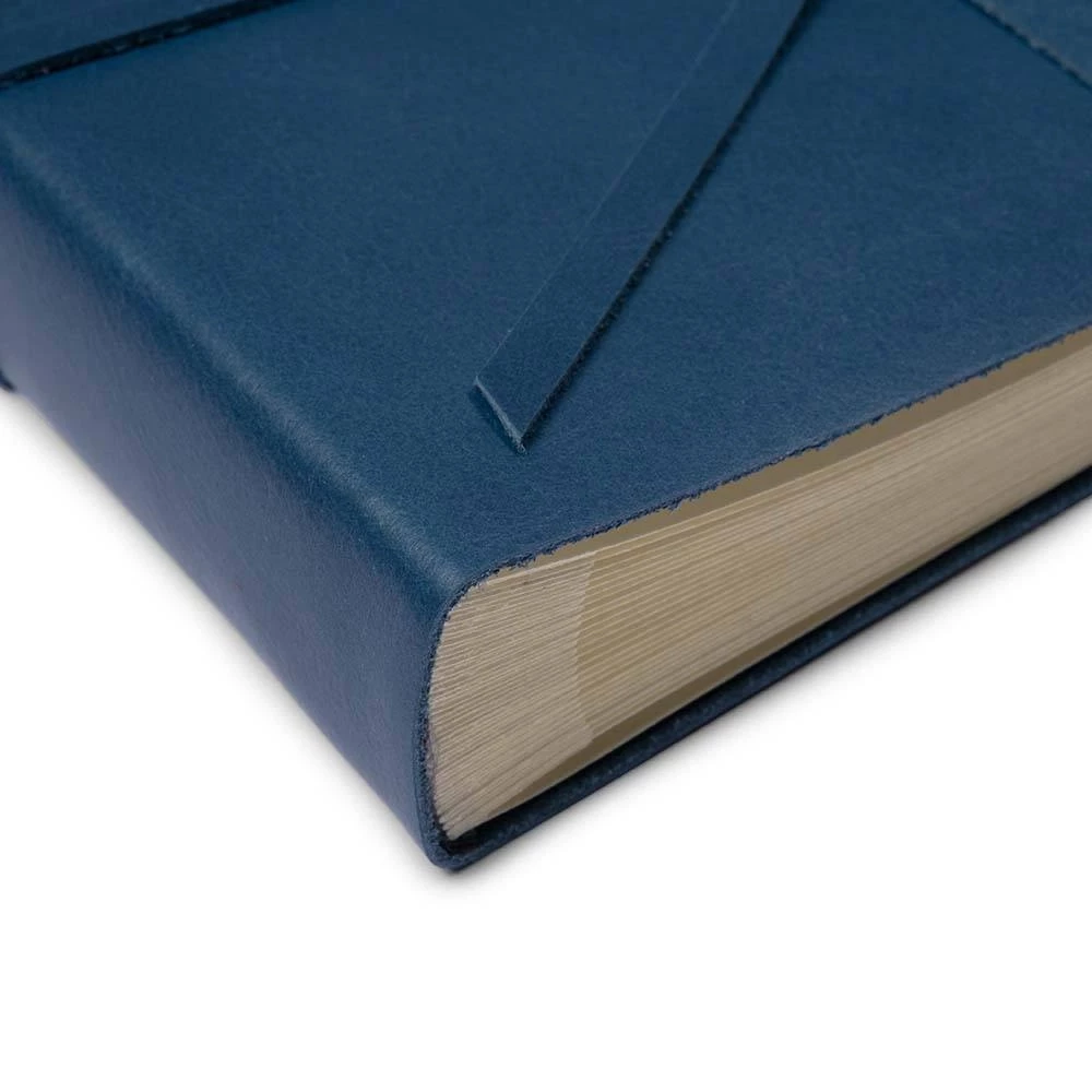 Photo album with ribbon, 25 pages, Dolce leather, 20.5 x 15 cm, turquoise