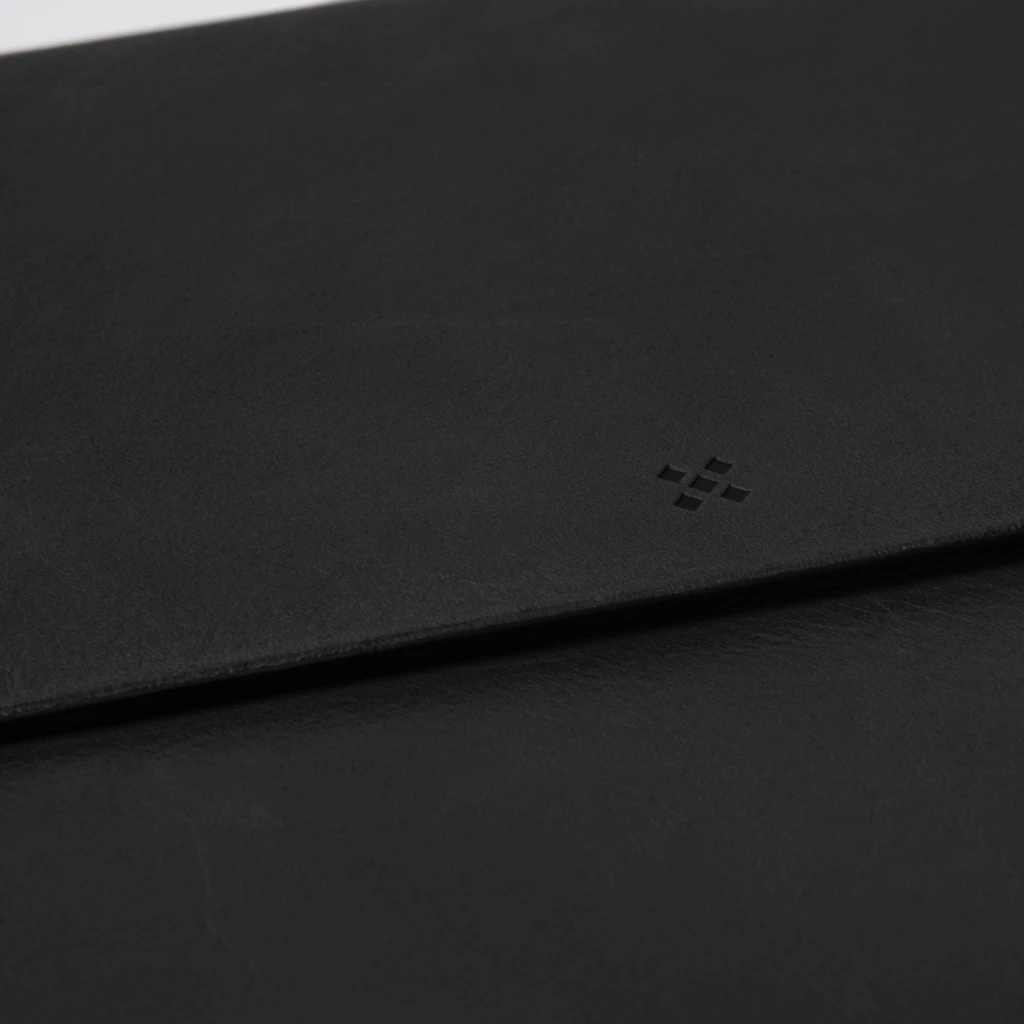 LEGENDÄR SLYMM Briefcase, leather, black