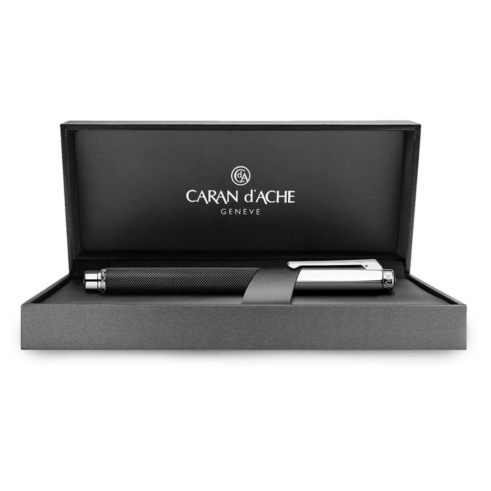 Caran d'Ache Varius Ivanhoe Fountain Pen, black, M nib