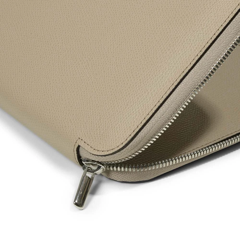 Writing folder with zip A4, leather, latte