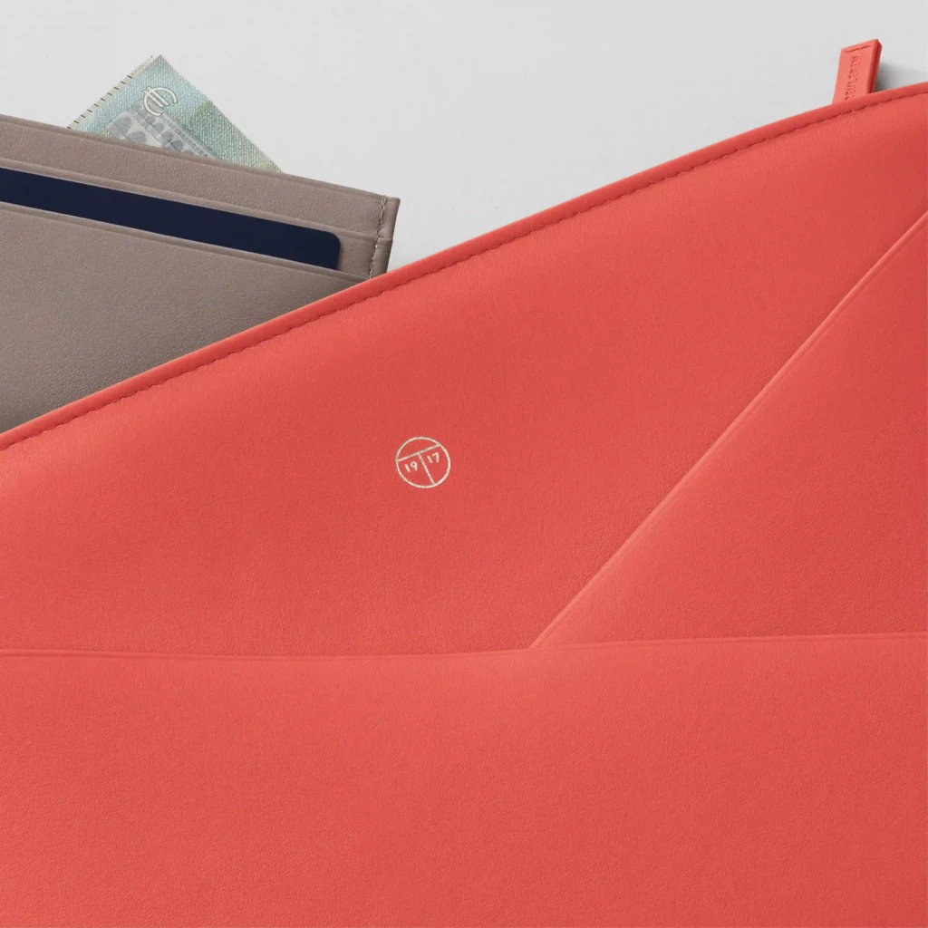 Envelope Pouch Wallaby Lobster