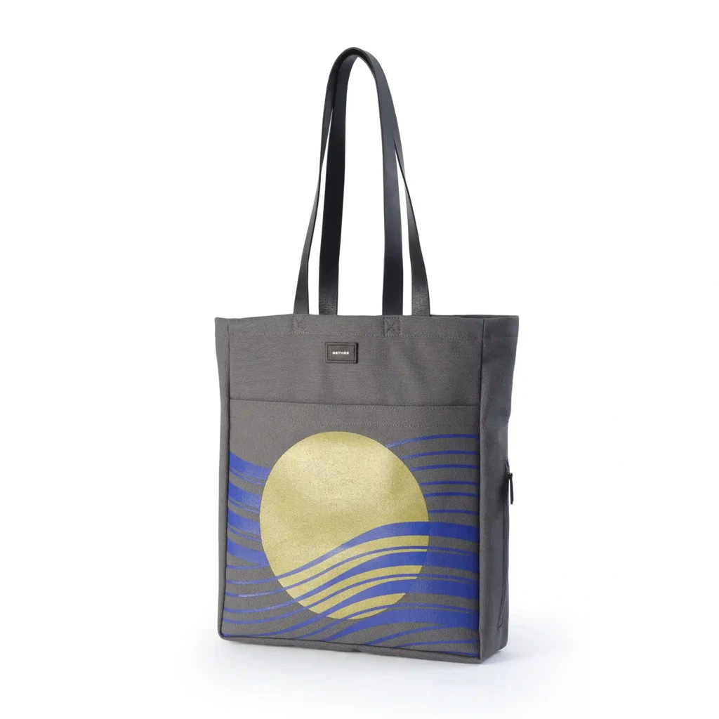 Canvas shopper with screen print "Waves"