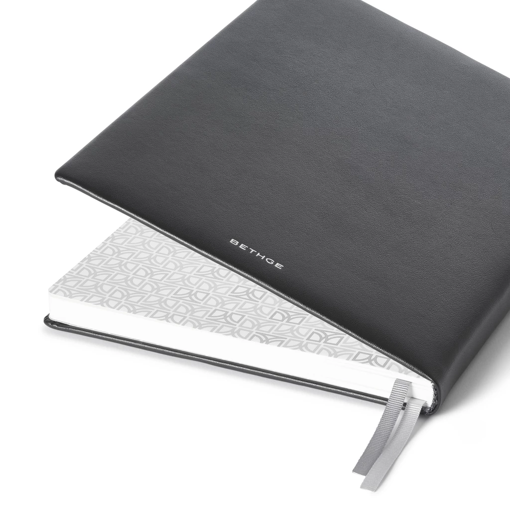 Weekly Planner 2027 TeBe Skin Black Vegan Leather