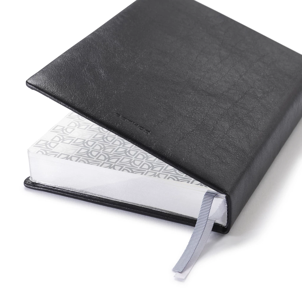 Daily Planner 2027 Verona Black Cowhide