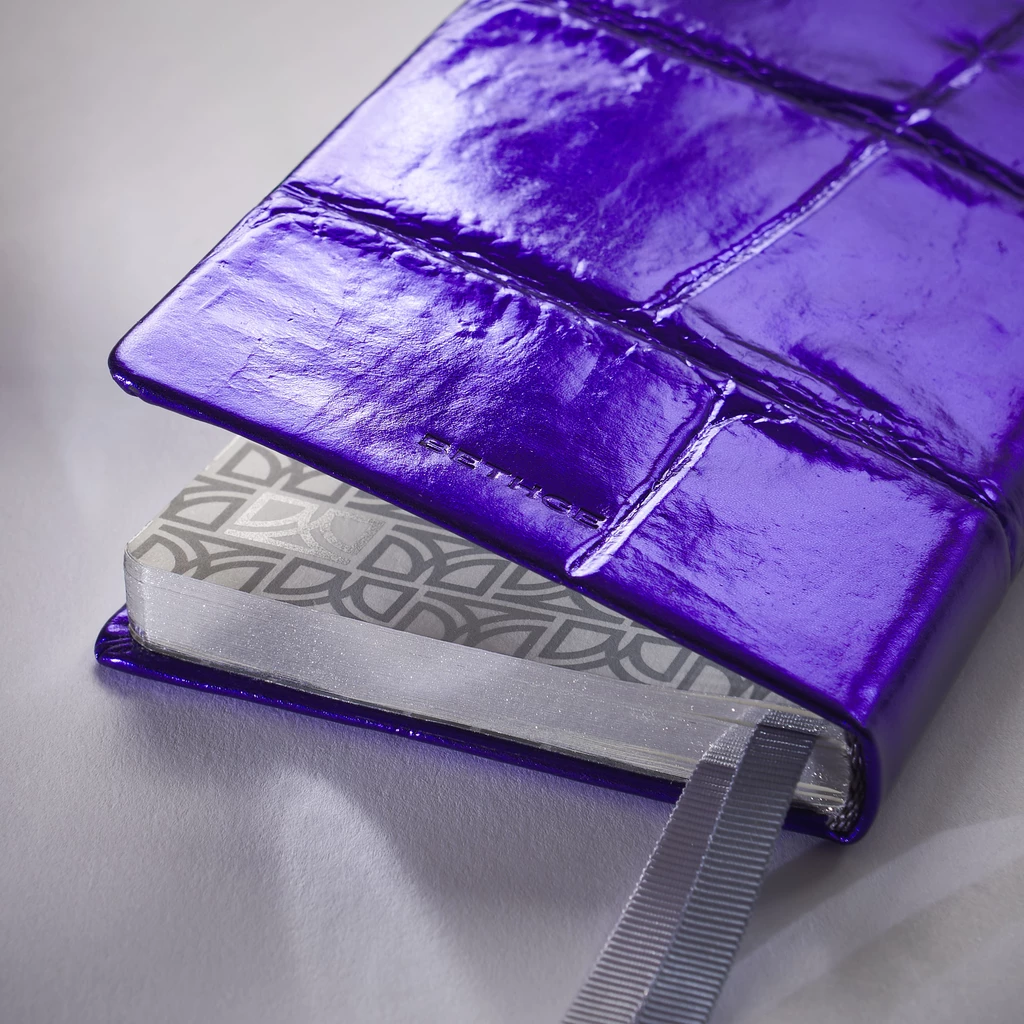 Pocket Datebook 2027 Violet Leather