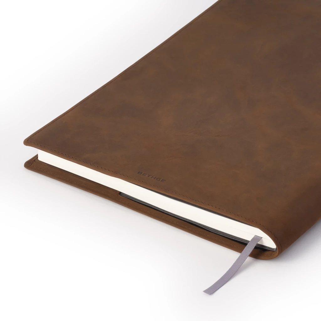 Book cover for DIN A4 books, leather, tobacco