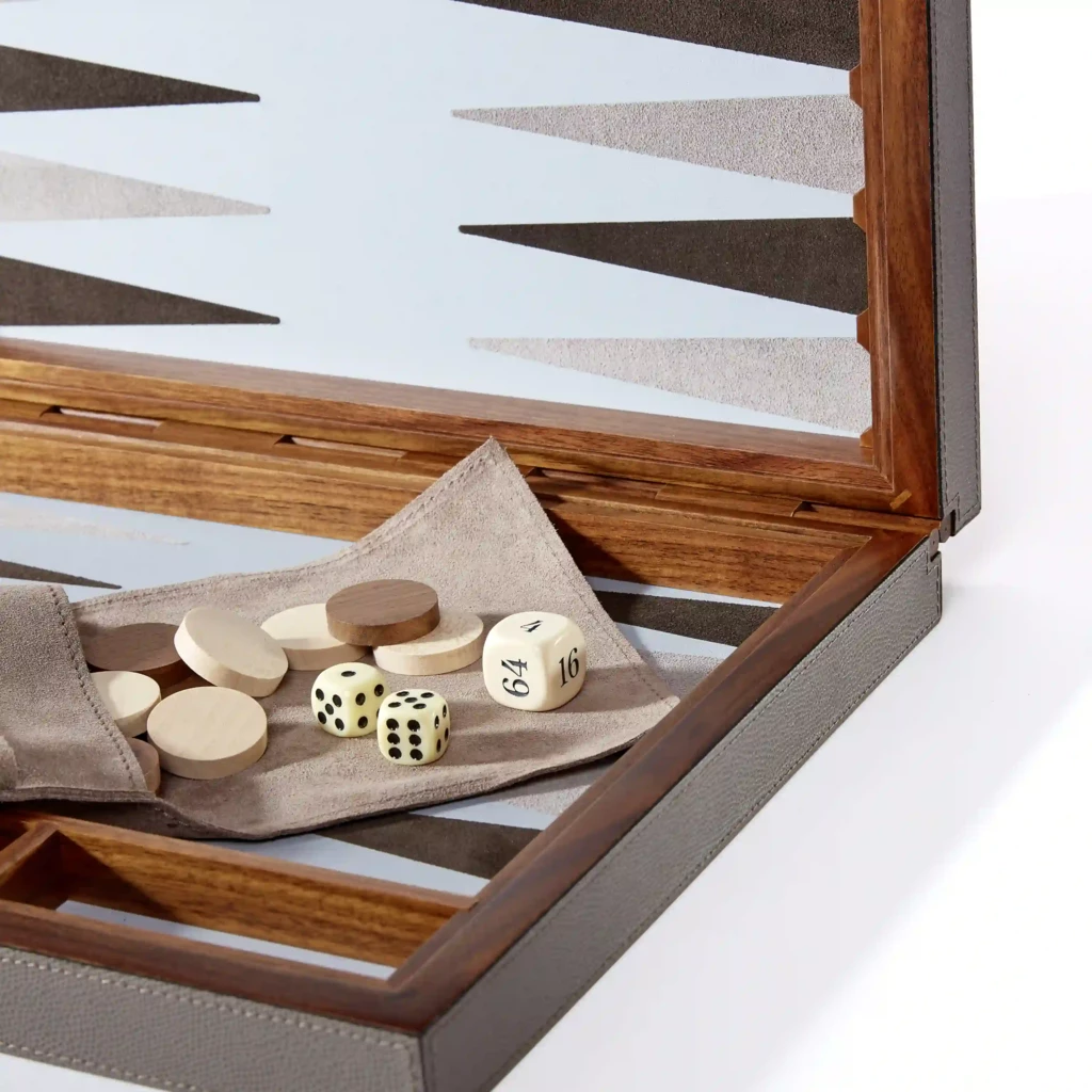 Backgammon Game, walnut/leather, smoke