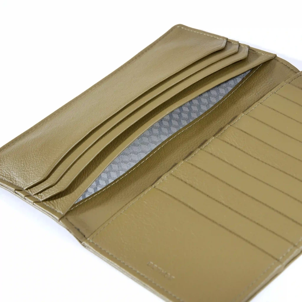 Slim Wallet, 10 cc, Kollektion 1977, leather, olive green
