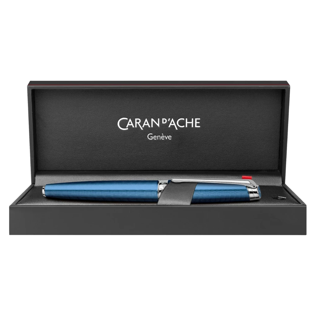 Caran d'Ache Léman Grand Bleu  Fountain Pen