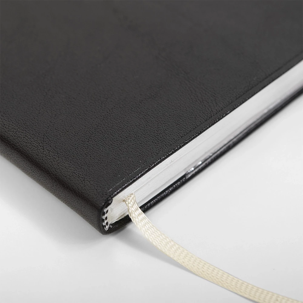 Edition C weekly calendar 2026 Verona black, silver edging