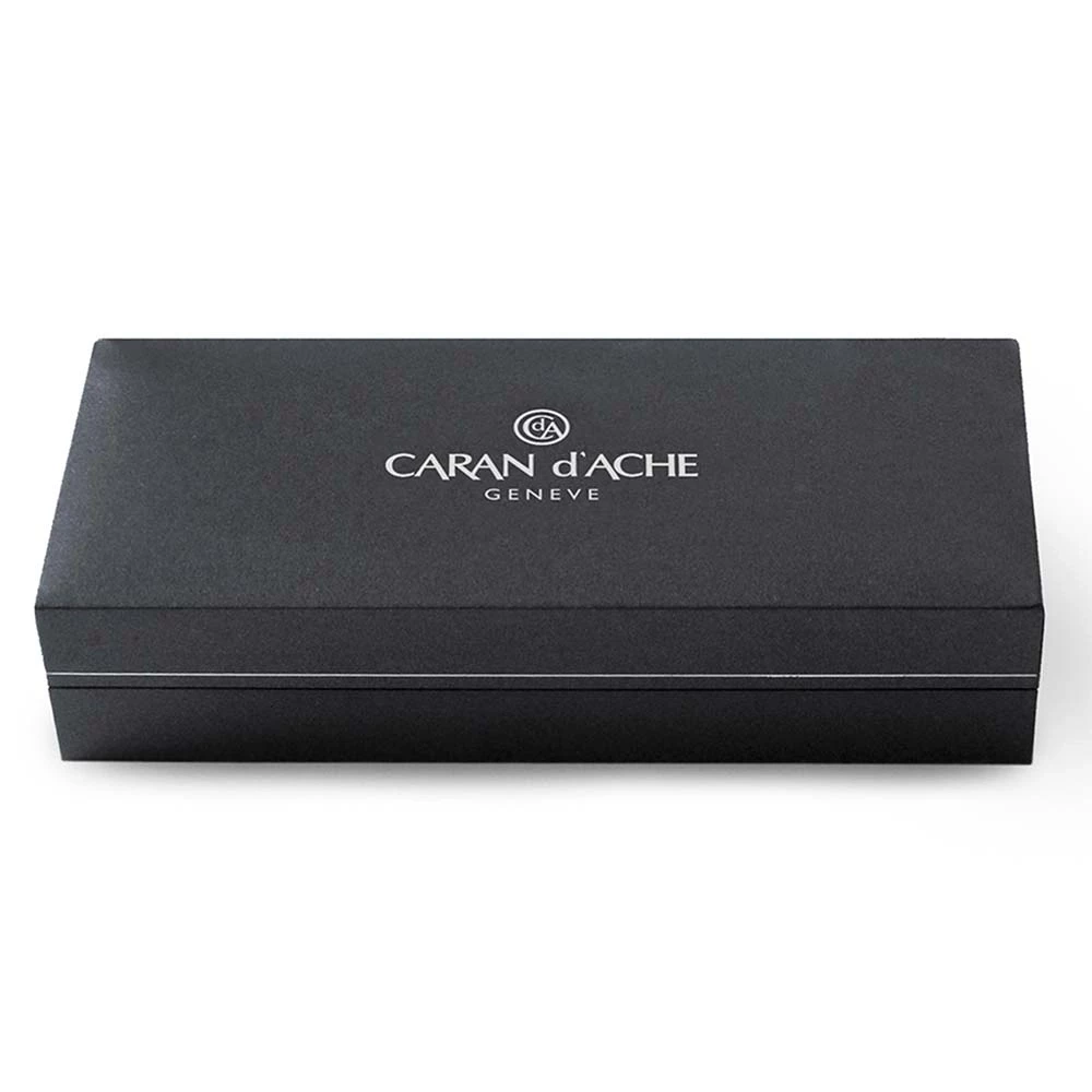 Caran d'Ache Léman Fountain Pen, ebony, nib F