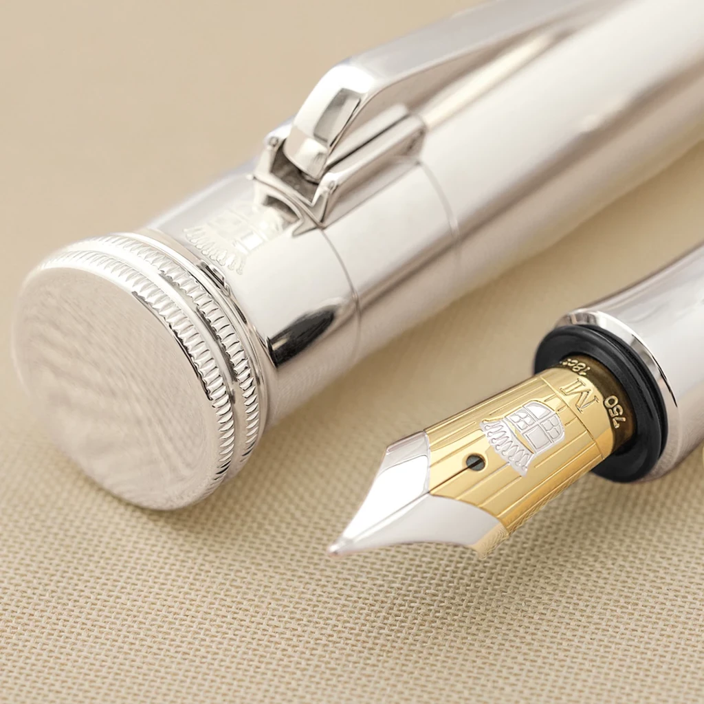 Graf von Faber-Castell Classic Fountain Pen – Silver, Broad Nib (B)