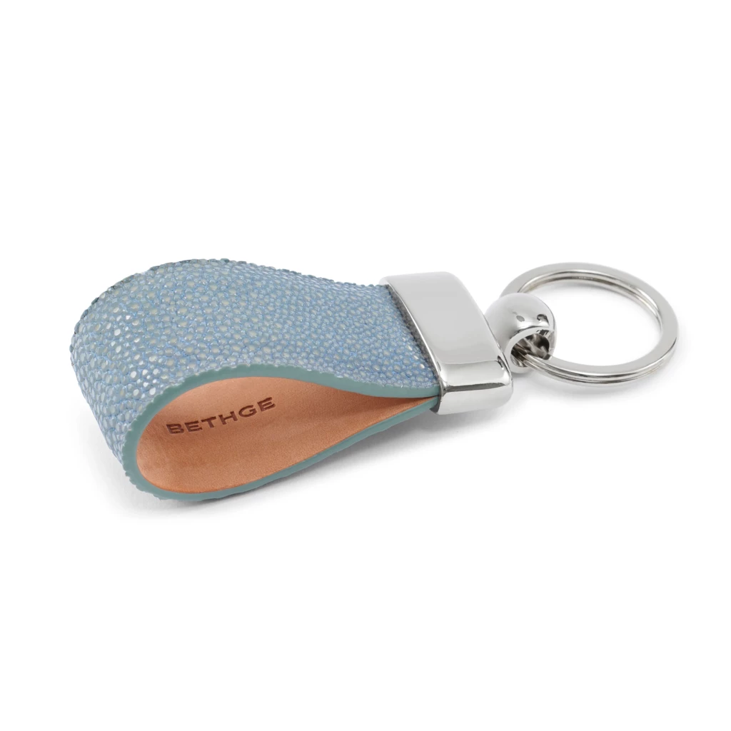 leder_schluesselanhaenger_rochenleder_aqua_1 Schlüsselanhänger Rochen Leder Aqua