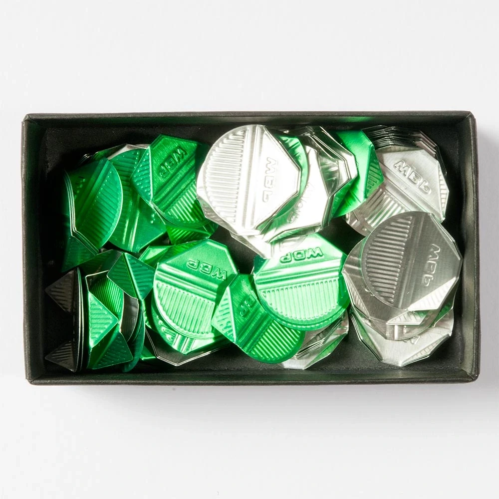 100 document corners, green