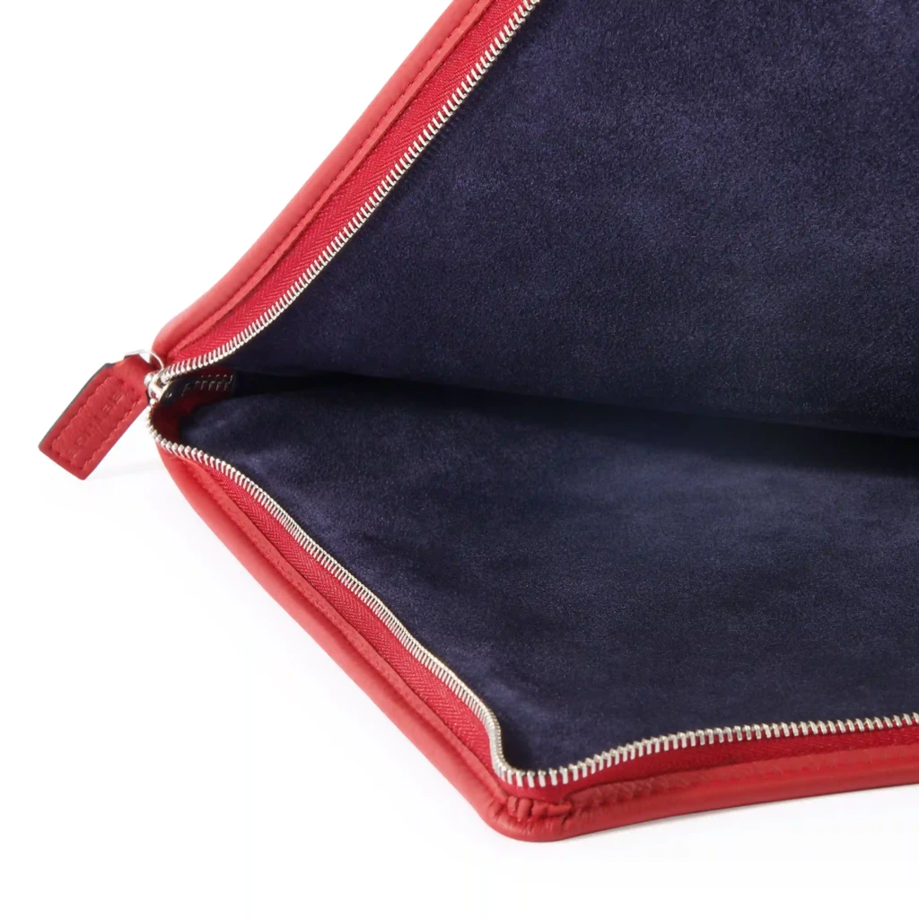 Pouch with Zip, Kollektion 1977, leather, red