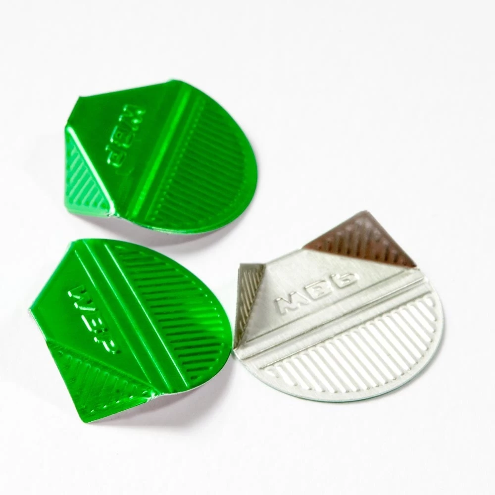 100 document corners, green