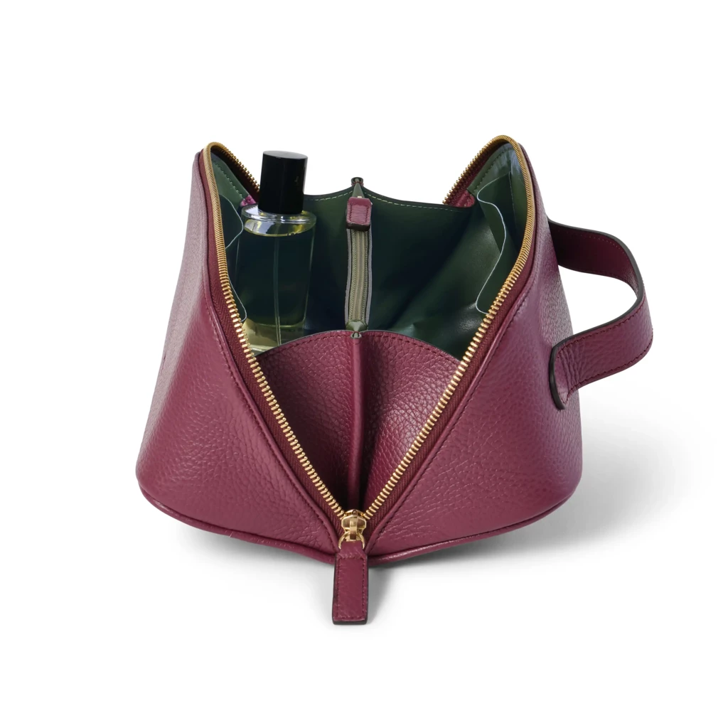 Leather cosmetic bag Adri – handmade in Italy