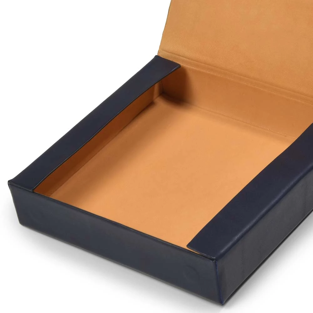 Bethge x LEGENDÄR, Case ETWEE  Square, dark blue