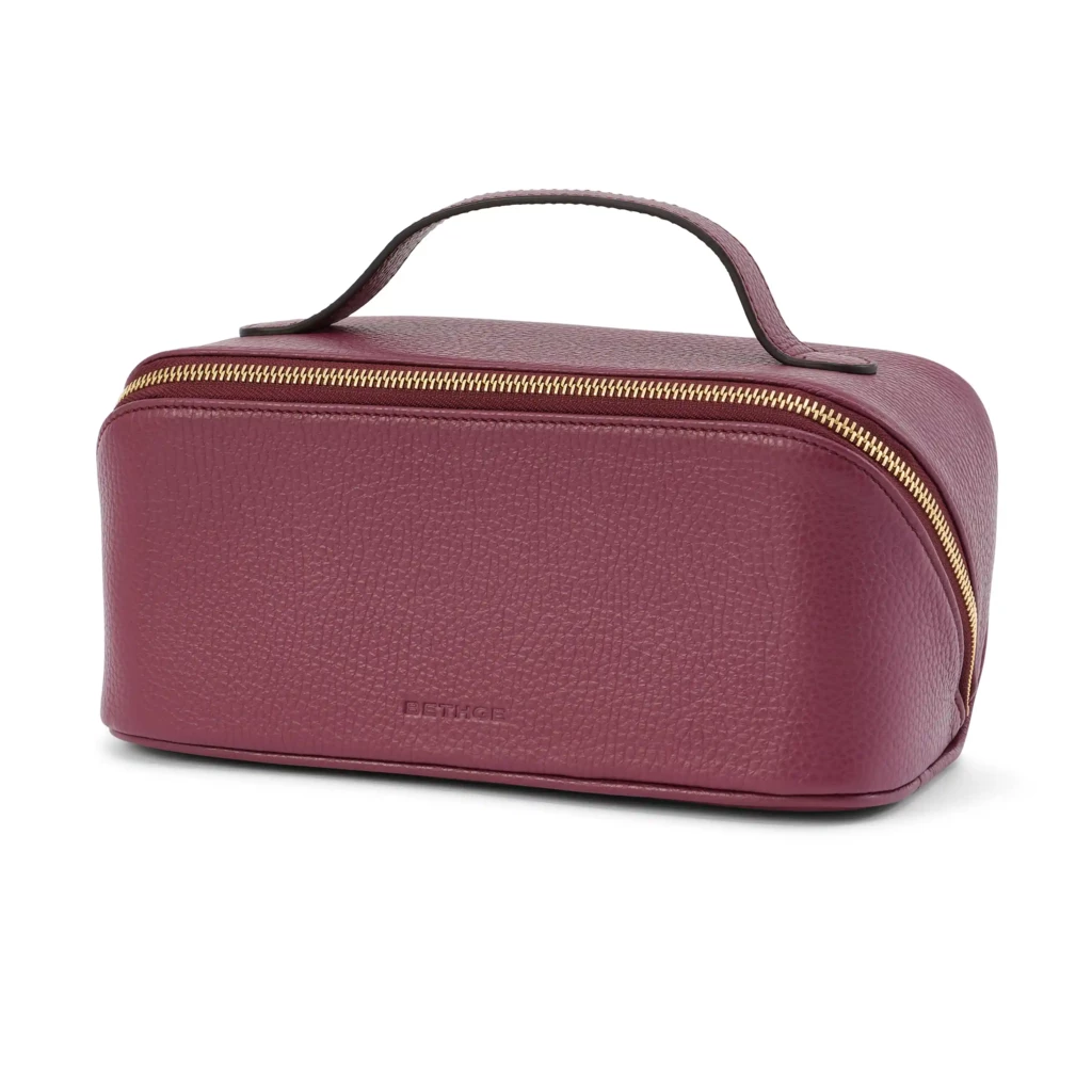Leather cosmetic bag Adri – handmade in Italy