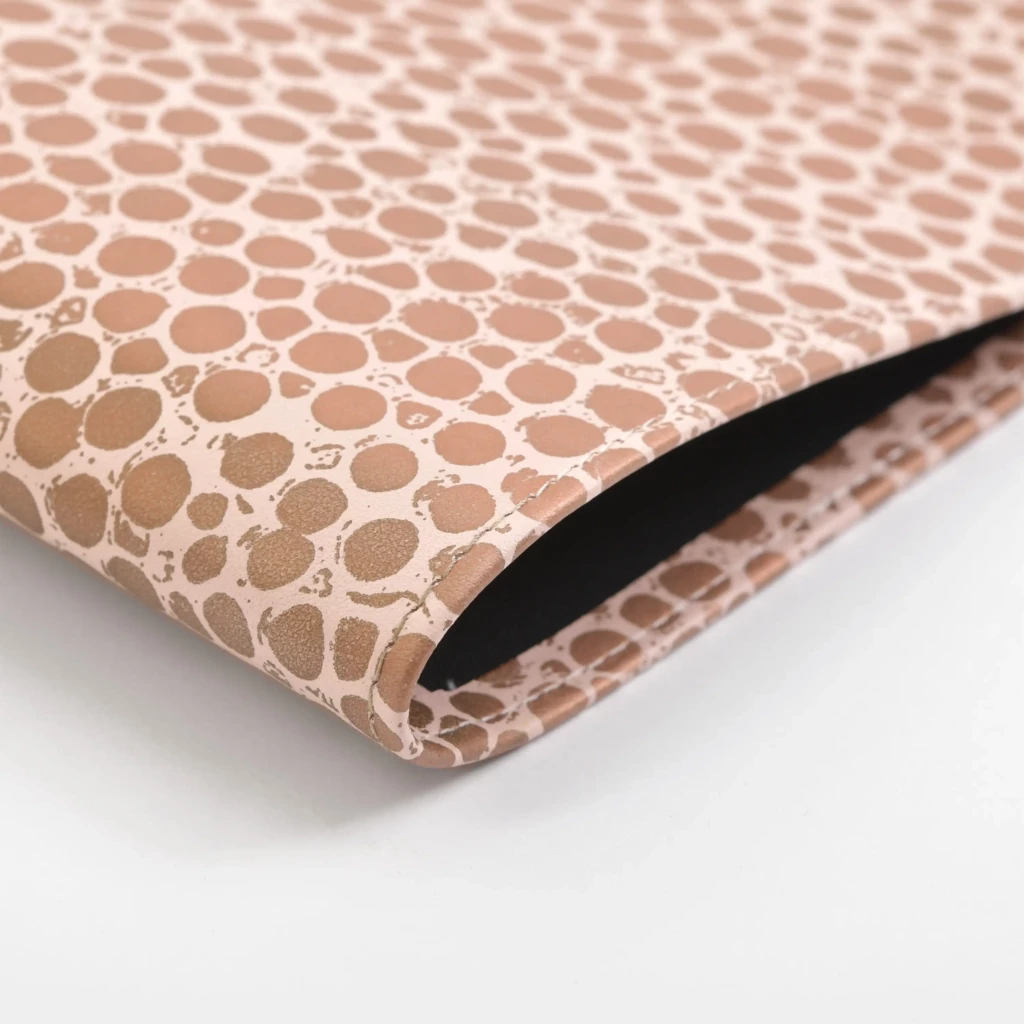 Book Cover A4, wildlife edition, leather, stingray/rose