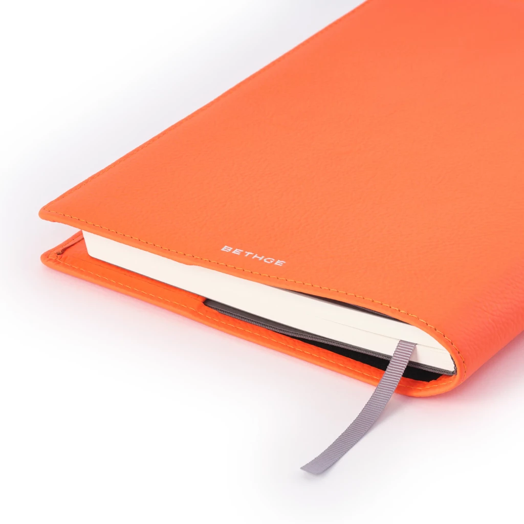 leder_buchhuelle_fuer_din_a5_buch_orange_1 Book cover for DIN A5 books, leather, orange